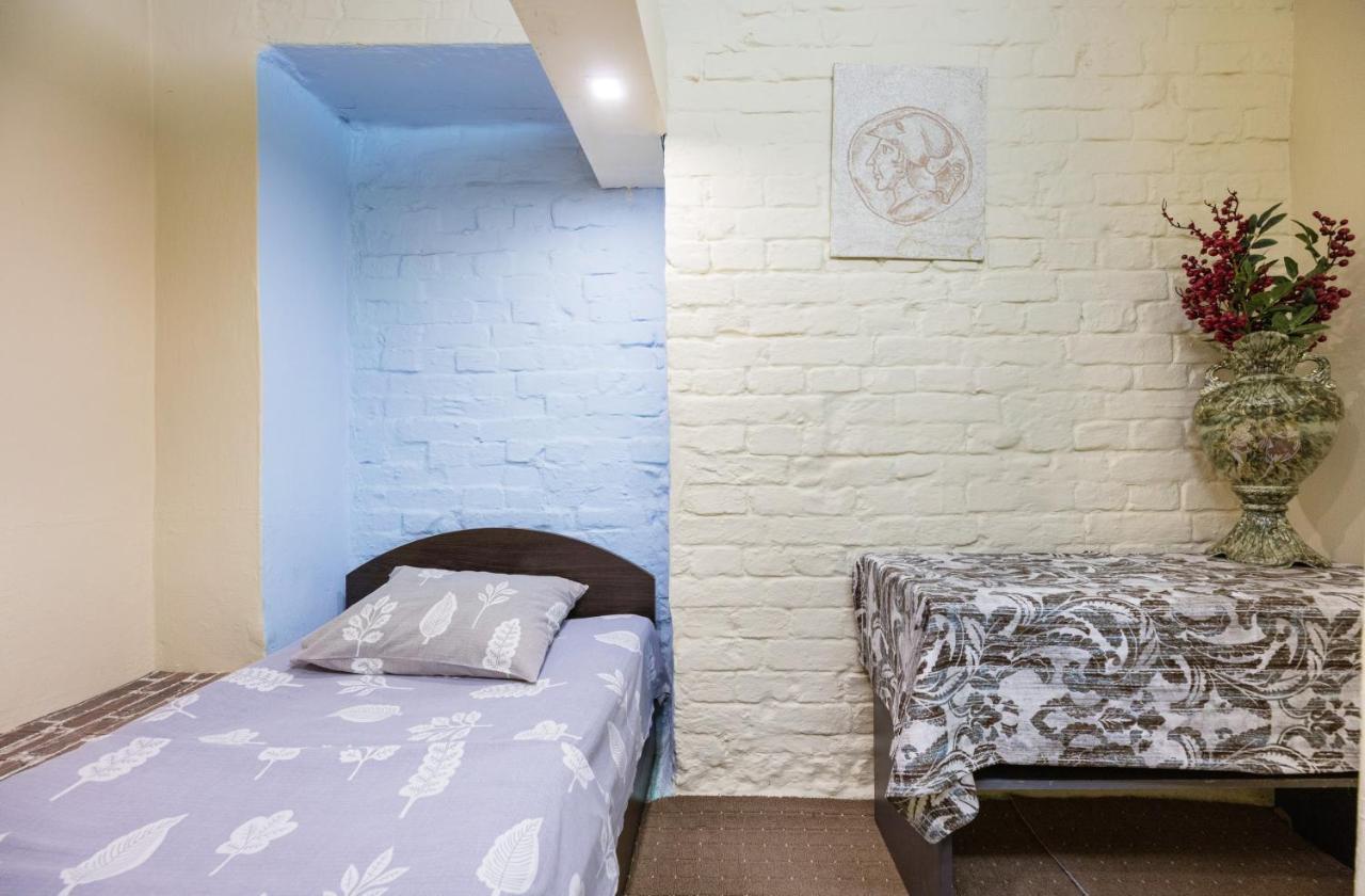 Guest House On Saksahanskoho Street เคียฟ ภายนอก รูปภาพ